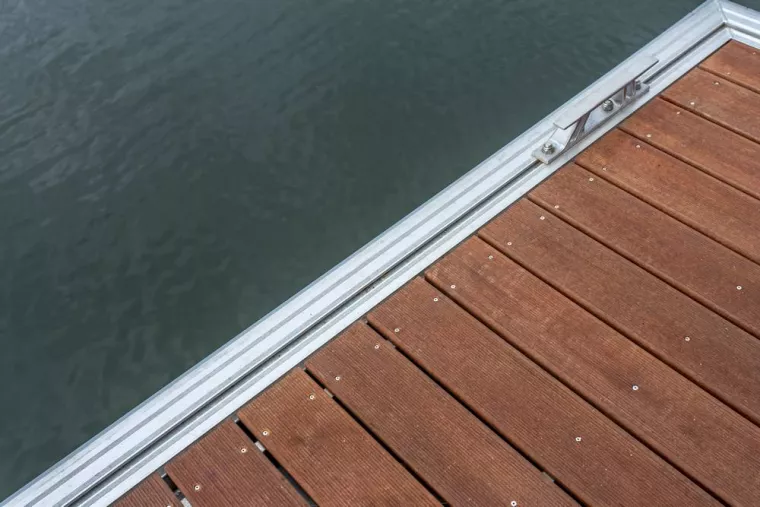 Combien de temps faut-il pour la fabrication d'un ponton en alu ?, Perpignan, METALFERM