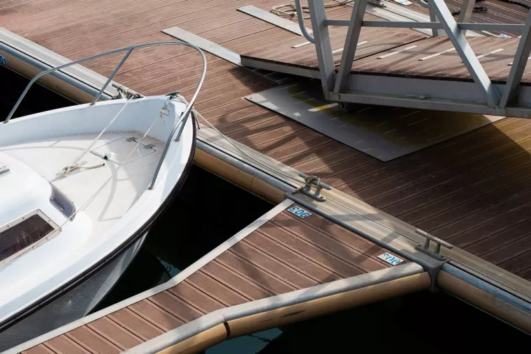 Où faire fabriquer un catway pour un bateau ?, Perpignan, METALFERM